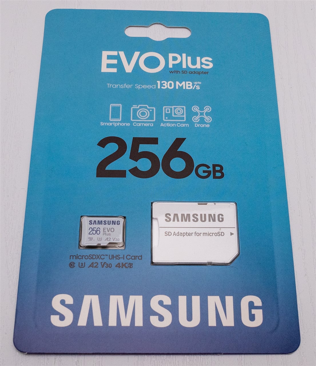 Samsung EVO Plus microSD 2021版の256GB版(MB-MC256KA/EC)